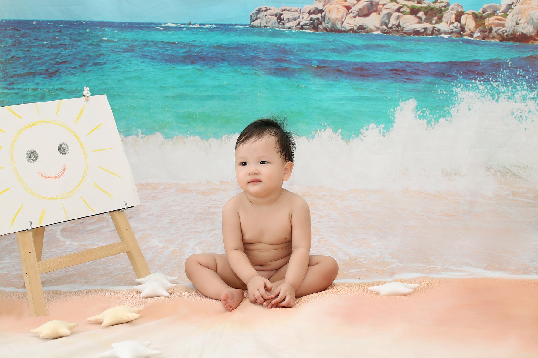 Concept chụp ảnh thôi nôi cho bé phong cách biển 
