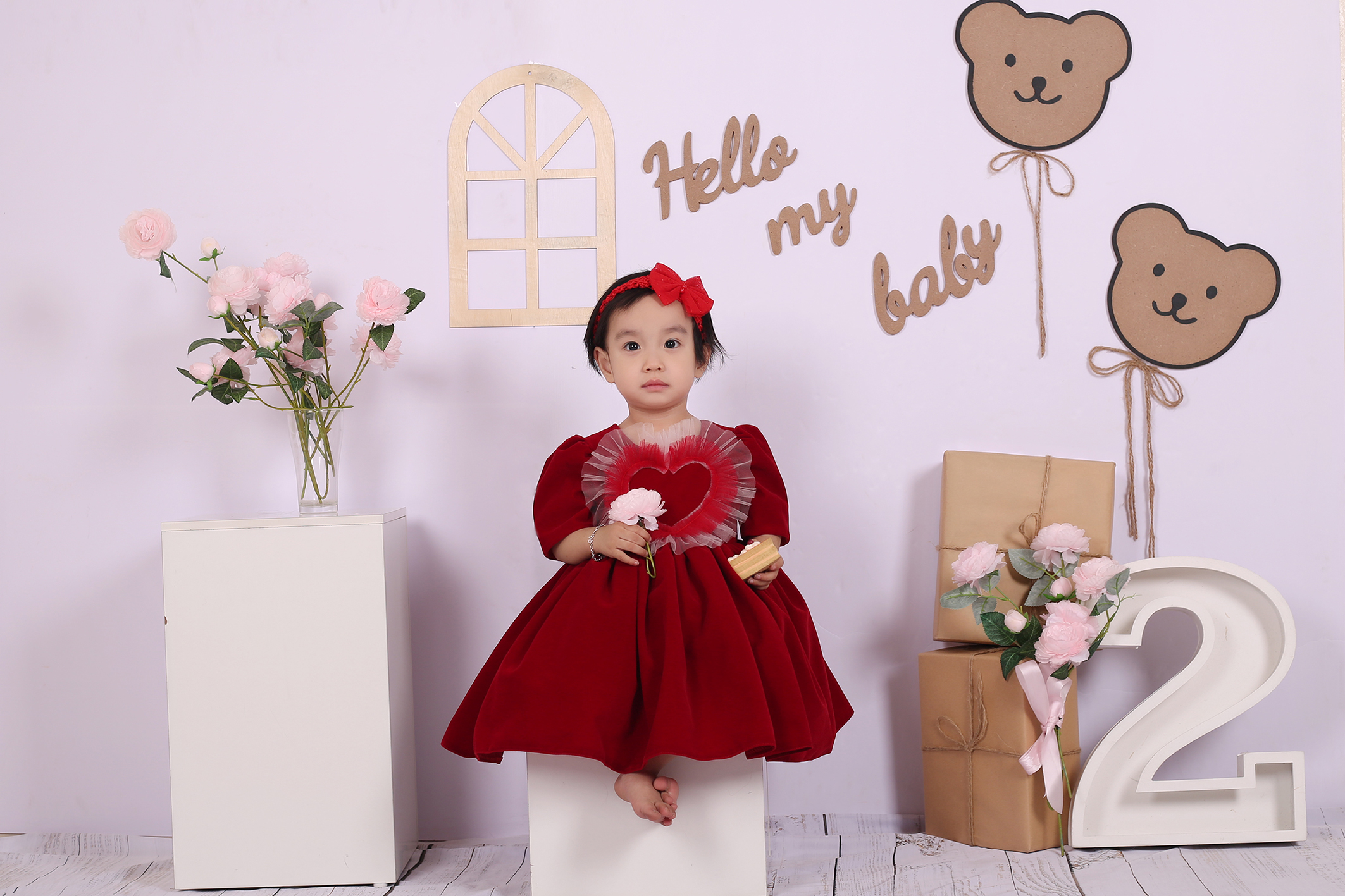 chụp ảnh cho bé 2 tuổi