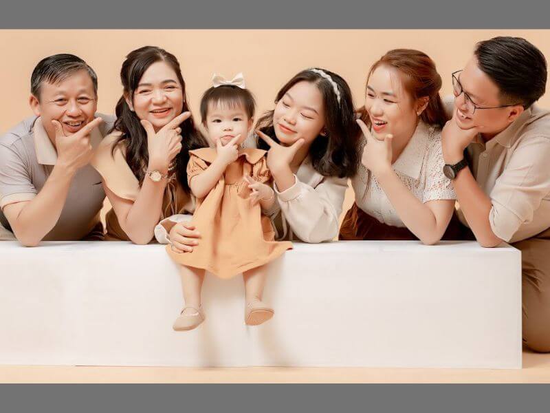 chụp ảnh gia đình ở biển
