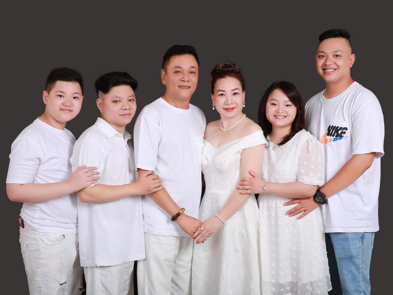 chụp ảnh kỷ niệm ngày cưới