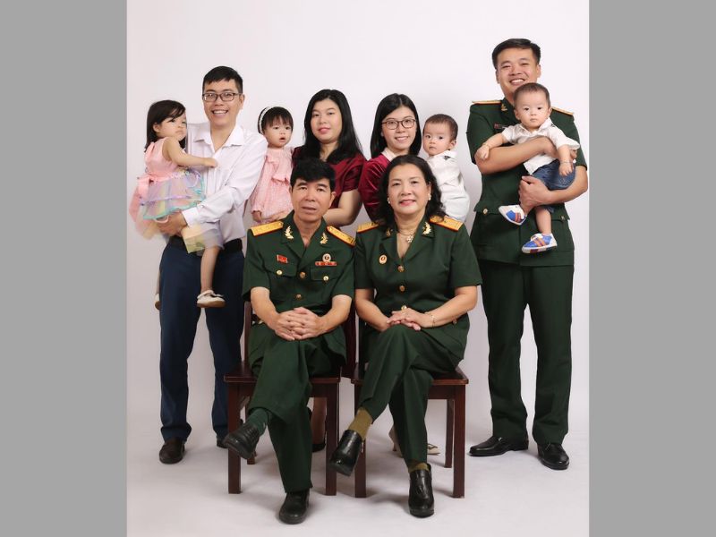 chụp ảnh kỷ niệm ngày cưới