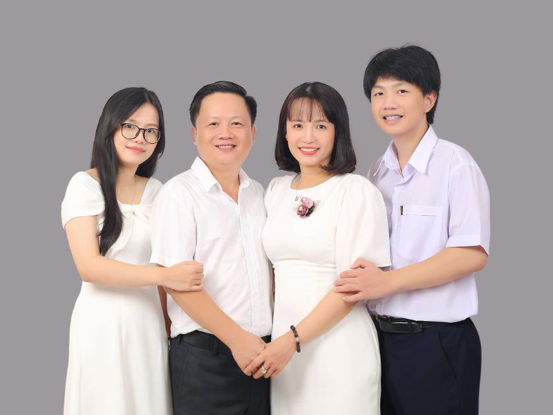 chụp ảnh kỷ niệm ngày cưới