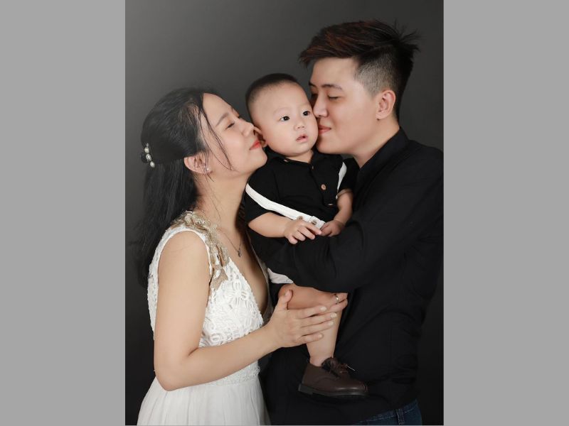 chụp ảnh thôi nôi gia đình